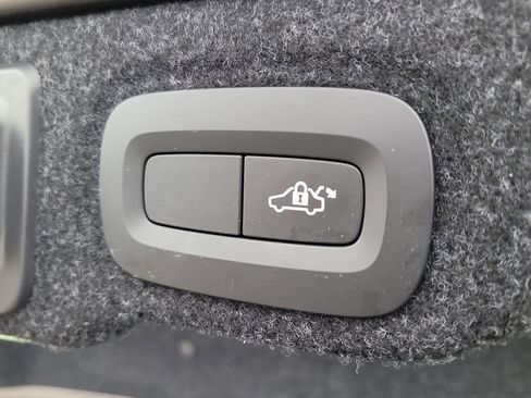 Used 2019 Volvo S60 T6 Inscription AWD/4WD image 9