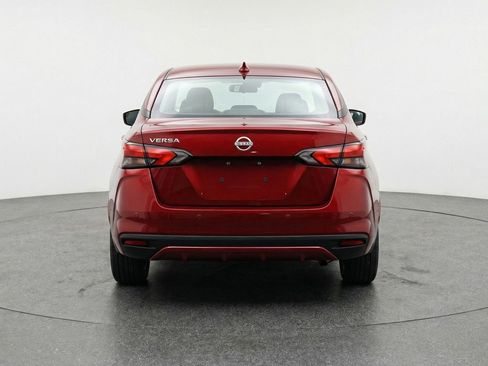 Used 2025 Nissan Versa SV image 7