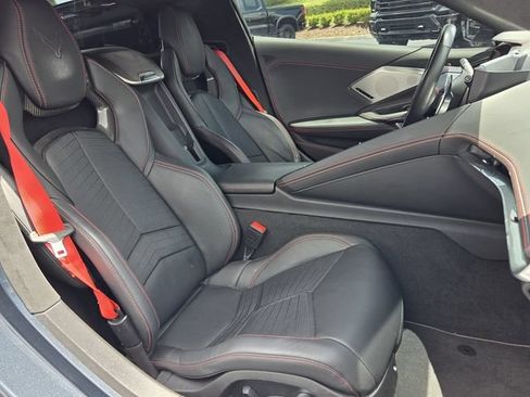 Used 2021 Chevrolet Corvette Stingray Premium Cpe w/ Z51 Performance Package RWD image 13