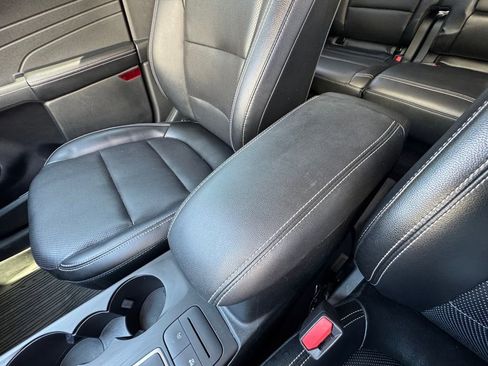 Used 2022 Ford Escape SEL AWD/4WD image 29