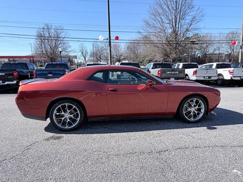 Used 2021 Dodge Challenger GT image 4
