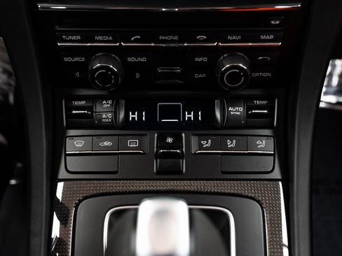 Used 2016 Porsche 911 GT3 RS image 16