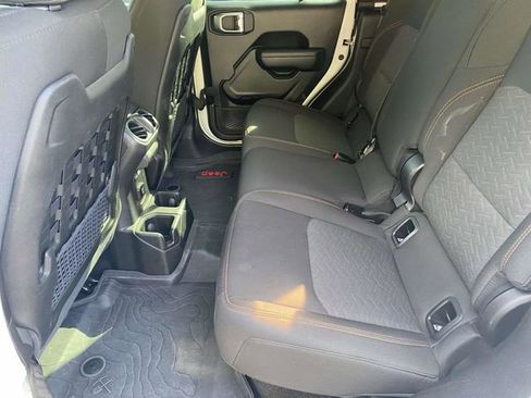 Used 2023 Jeep Gladiator Mojave w/ Trailer Tow Package image 15