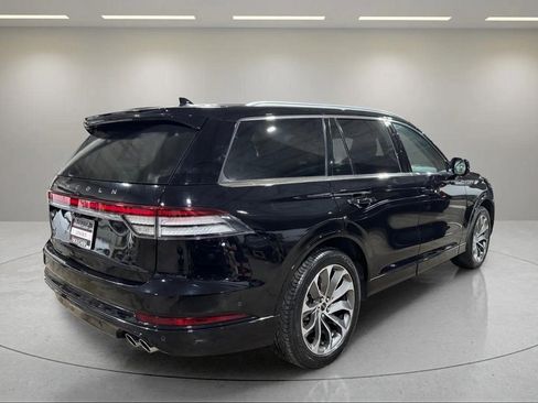 Certified 2022 Lincoln Aviator Grand Touring w/ Equipment Group 301A image 3