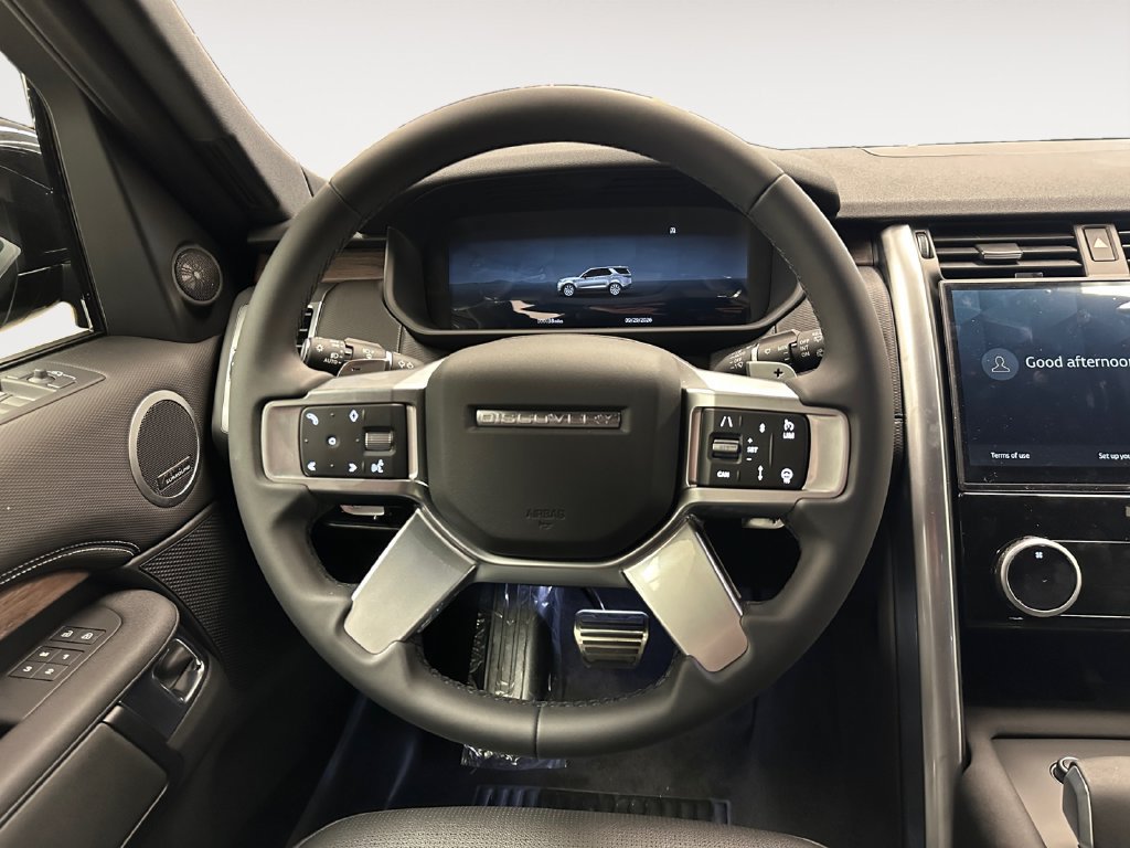 New 2026 Land Rover Discovery Dynamic SE AWD/4WD image 12