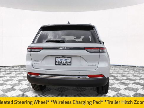 New 2025 Jeep Grand Cherokee Laredo X w/ Luxury Tech Group I image 12