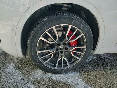 Certified 2024 Maserati Grecale GT image 16