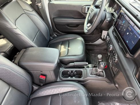 Used 2024 Jeep Wrangler High Altitude AWD/4WD image 14