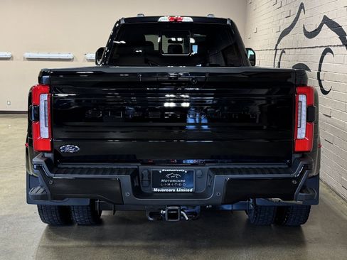 Used 2025 Ford F450 Platinum w/ FX4 Off-Road Package image 5