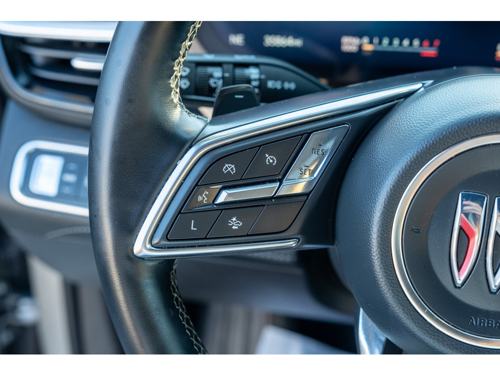 Used 2025 Buick Enclave Preferred FWD image 18