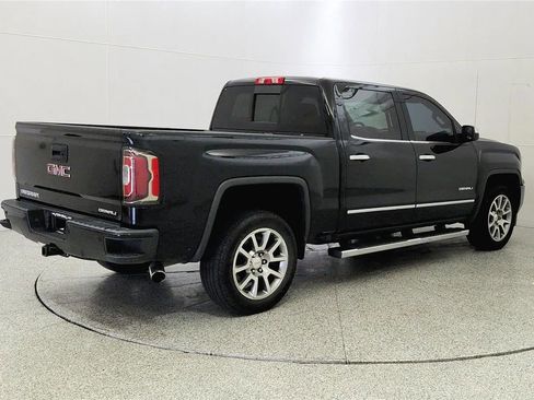 Used 2017 GMC Sierra 1500 Denali AWD/4WD image 7
