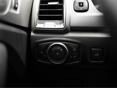 Used 2020 Ford Ranger XLT w/ Equipment Group 301A Mid RWD image 17