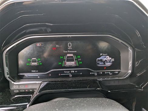 Used 2024 Chevrolet Silverado 1500 ZR2 image 28