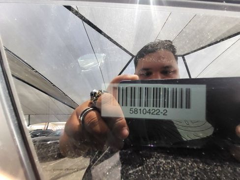 Used 2025 Subaru Crosstrek 2.0i Premium image 9