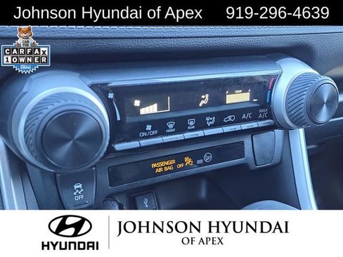 Used 2020 Toyota RAV4 LE image 30