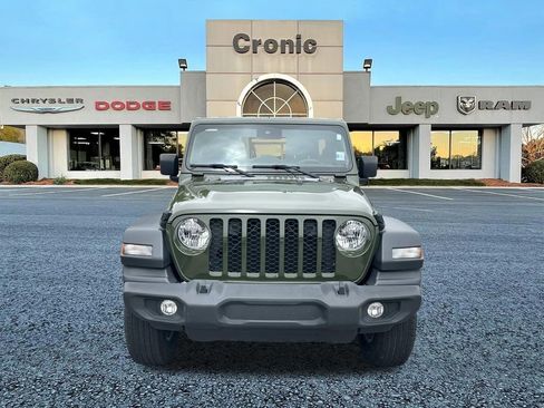 Used 2024 Jeep Wrangler Unlimited Sport AWD/4WD image 8