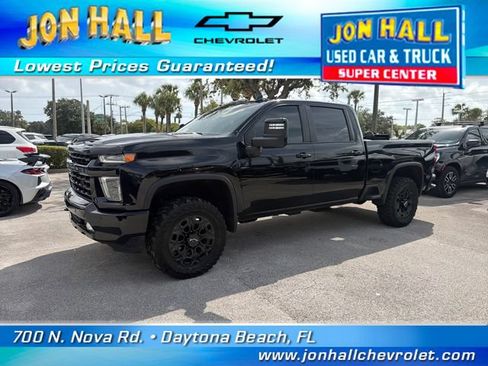 Used 2022 Chevrolet Silverado 2500 LTZ w/ LTZ Plus Package AWD/4WD image 2