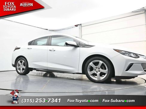 Used 2017 Chevrolet Volt LT w/ Comfort Package FWD image 22