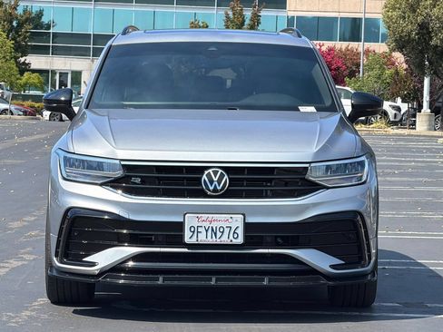 Used 2023 Volkswagen Tiguan SE R-Line FWD image 9