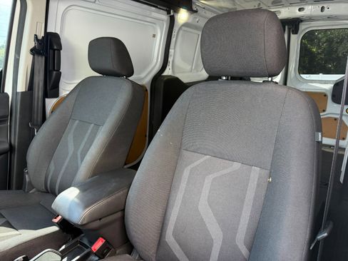 Used 2016 Ford Transit Connect XLT image 25