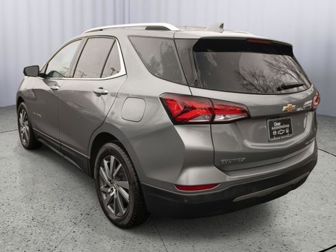 Used 2023 Chevrolet Equinox Premier image 19