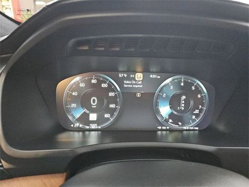 Used 2017 Volvo XC90 T6 Inscription w/ Luxury Package image 16