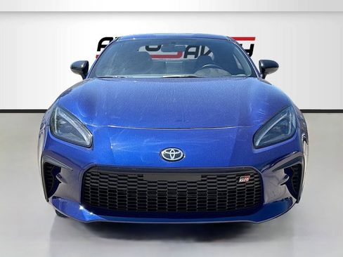 Used 2024 Toyota GR86 Premium RWD image 2