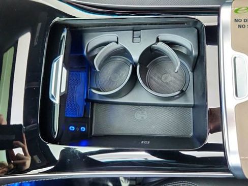 Used 2023 Mercedes-Benz EQS 450+ Sedan image 47