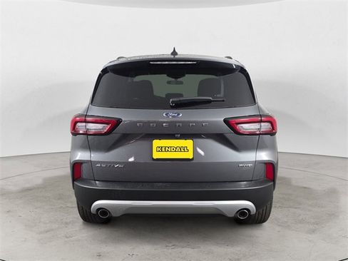 Used 2025 Ford Escape Active w/ Cold Weather Package image 4