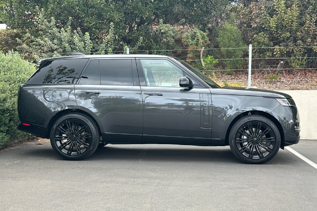 New 2026 Land Rover Range Rover SE AWD/4WD image 6