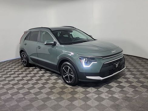 Used 2023 Kia Niro EX FWD image 1