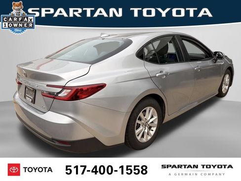 Used 2025 Toyota Camry LE FWD image 7
