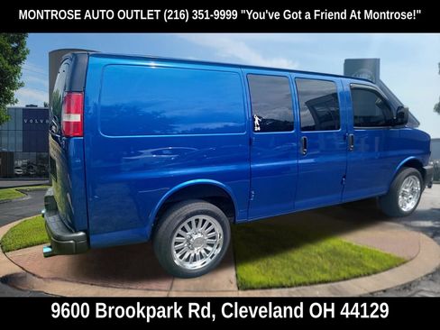 Used 2019 Chevrolet Express 2500 w/ Enhanced Convenience Package RWD image 7