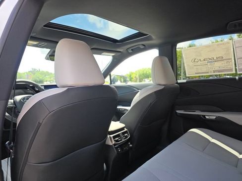 New 2026 Lexus RX 350 Premium FWD image 18