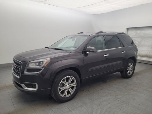 Used 2015 GMC Acadia SLT FWD image 2
