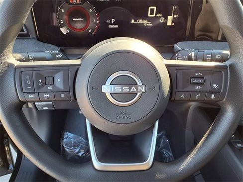 New 2026 Nissan Kicks S image 19