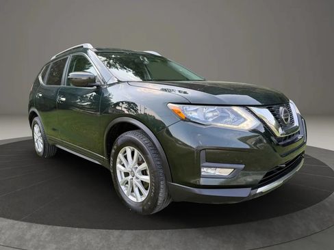 Used 2018 Nissan Rogue SV AWD/4WD image 7