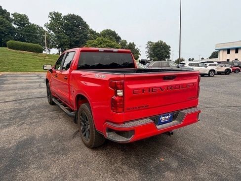 Used 2026 Chevrolet Silverado 1500 Custom w/ Turbomax Blackout Package AWD/4WD image 5
