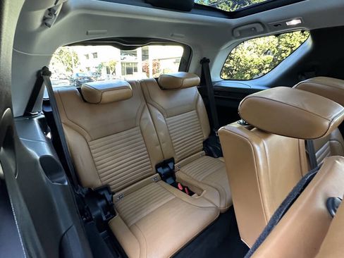 Used 2017 Land Rover Discovery HSE Luxury image 21