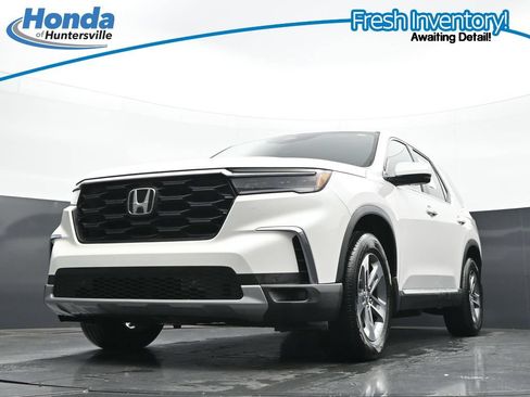 Used 2025 Honda Pilot EX-L image 27