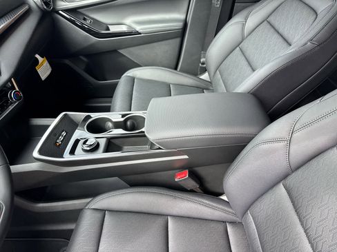 New 2026 Chevrolet Equinox LT w/ Convenience Package II image 21