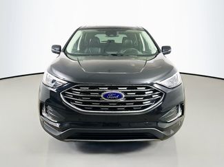 Used 2024 Ford Edge Titanium video 2
