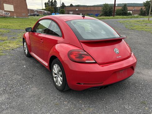 Used 2019 Volkswagen Beetle 2.0T FWD image 6
