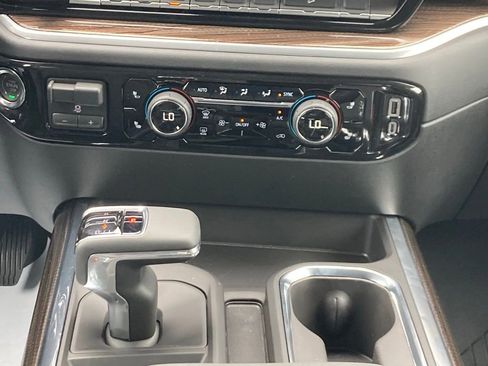 New 2026 Chevrolet Silverado 1500 RST w/ Dark Appearance Package AWD/4WD image 18