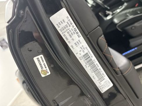 Used 2020 Jeep Grand Cherokee Summit image 17