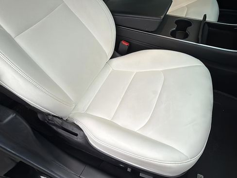 Used 2019 Tesla Model 3 Long Range image 29