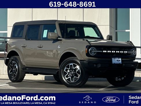 New 2025 Ford Bronco Outer Banks image 1