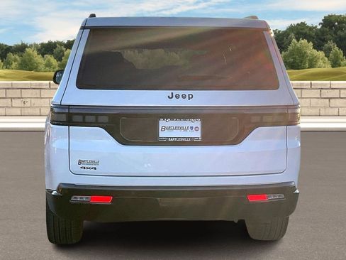 New 2026 Jeep Grand Wagoneer Limited image 4