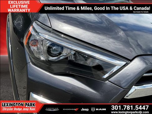 Used 2023 Toyota 4Runner Limited AWD/4WD image 31