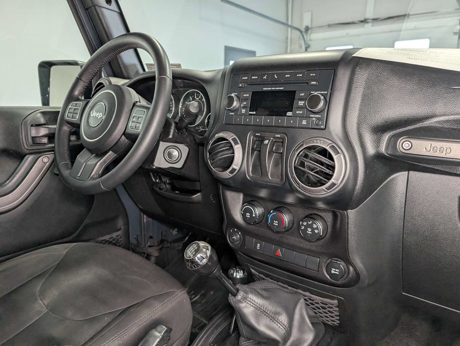 Used 2017 Jeep Wrangler Sport w/ Quick Order Package 23S AWD/4WD image 38